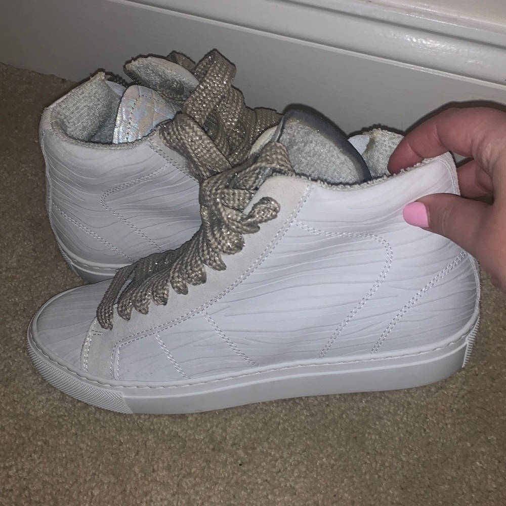 P448 sneakers